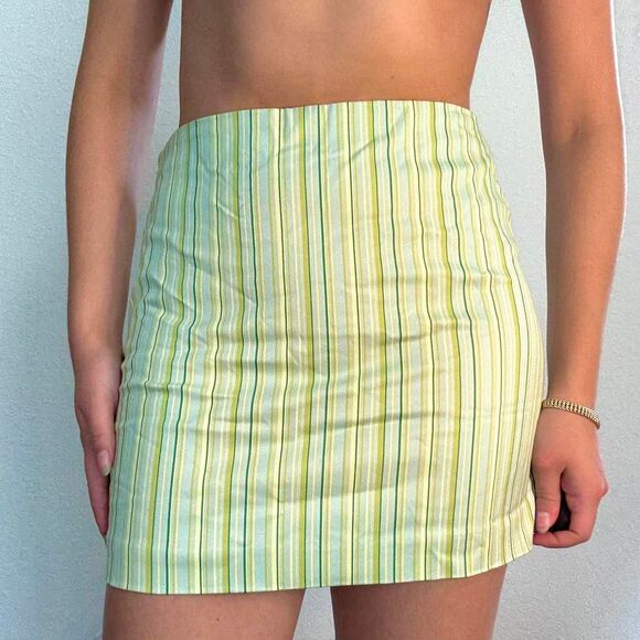 NWT Express Mini Skirt - Picture 2 of 6